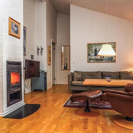 Awesome Home In Aabenraa With Sauna Сasa de vacaciones