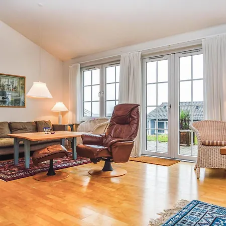 Сasa de vacaciones Awesome Home In Aabenraa With Sauna
