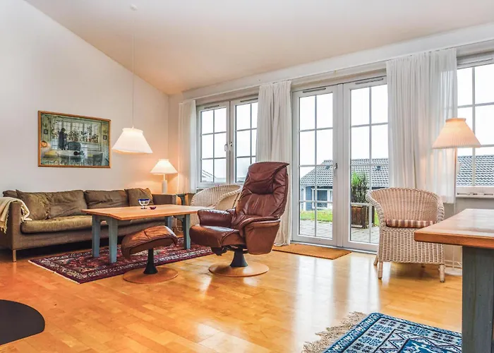 펜션 Three-bedroom In